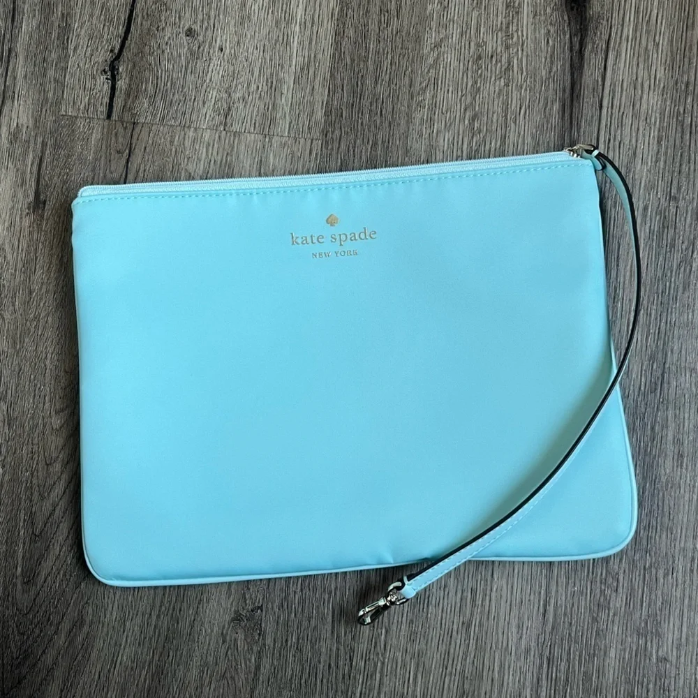 Kate Spade Blue Nylon Tote with Elegant Design and Versatile Style